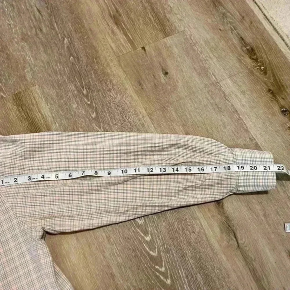 Peter Millar men's size medium long sleeve button down shirt - Picture 3 of 5